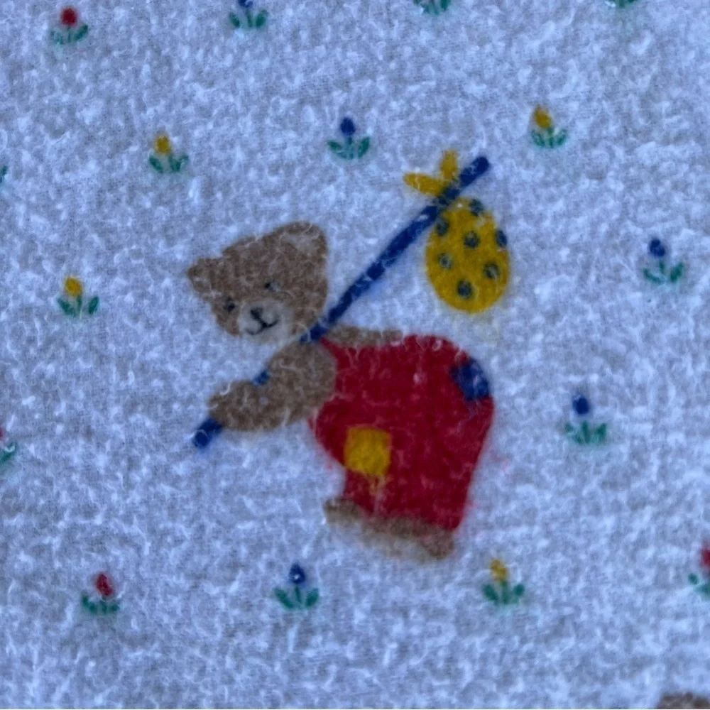 VTG Dundee 80s Teddy Bear Playground Flannel Receiving Blanket Design Accents